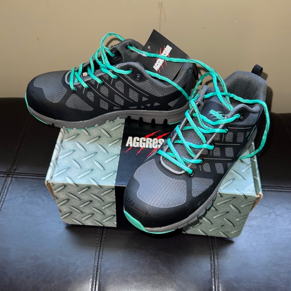 Women’s Aggressor Steel Toe Athletic Safety Shoes | ESR & Slip-Resistant | NWT